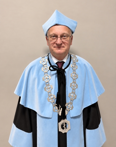 Na zdjęciu Dziekan Wydziału Lekarskiego dr hab. n. med. Przemysław Wolak, prof. UJK