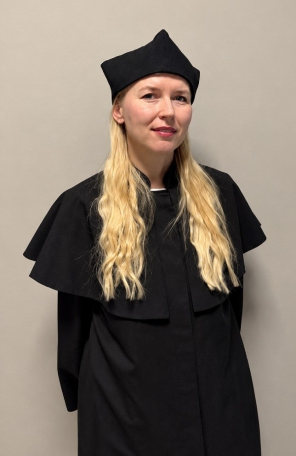 Na zdjęciu Prodziekan do spraw og&oacute;lnych i wsp&oacute;łpracy międzynarodowej dr hab. Iwona Gorczyca-Głowacka, prof. UJK